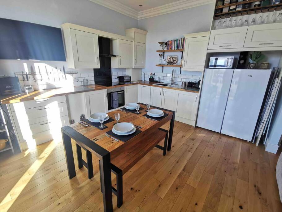 Number 7 Torquay Stunning Sea Views Lejlighed Eksteriør billede
