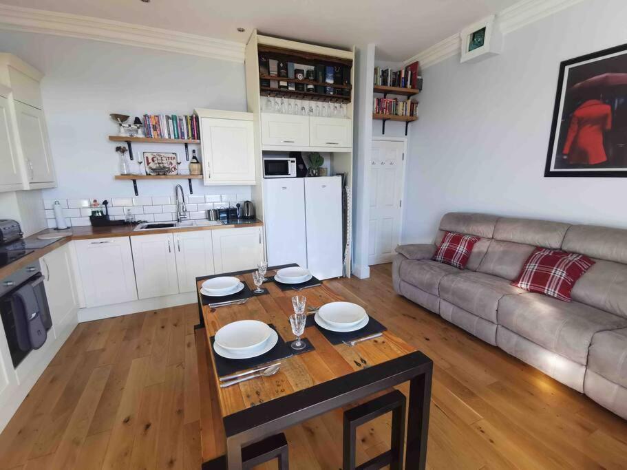 Number 7 Torquay Stunning Sea Views Lejlighed Eksteriør billede